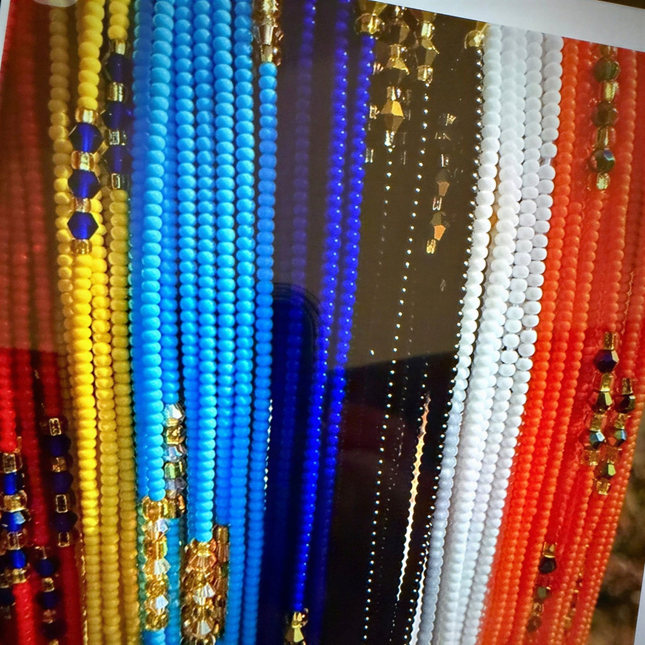 Le Baya Classique–Bijou de Taille Élégant et Intemporel